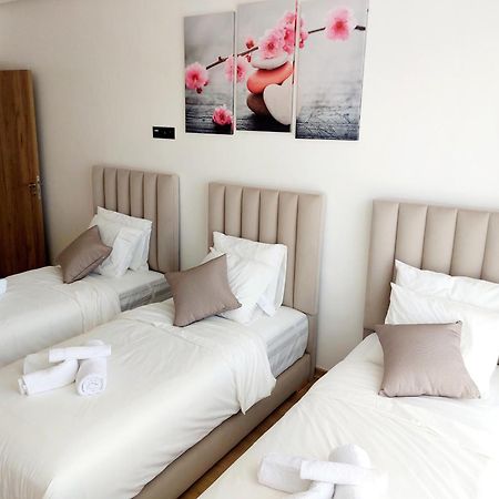Appart Agadir Bay Centre Piscine Plage A 5Mnts A Pieds Kültér fotó