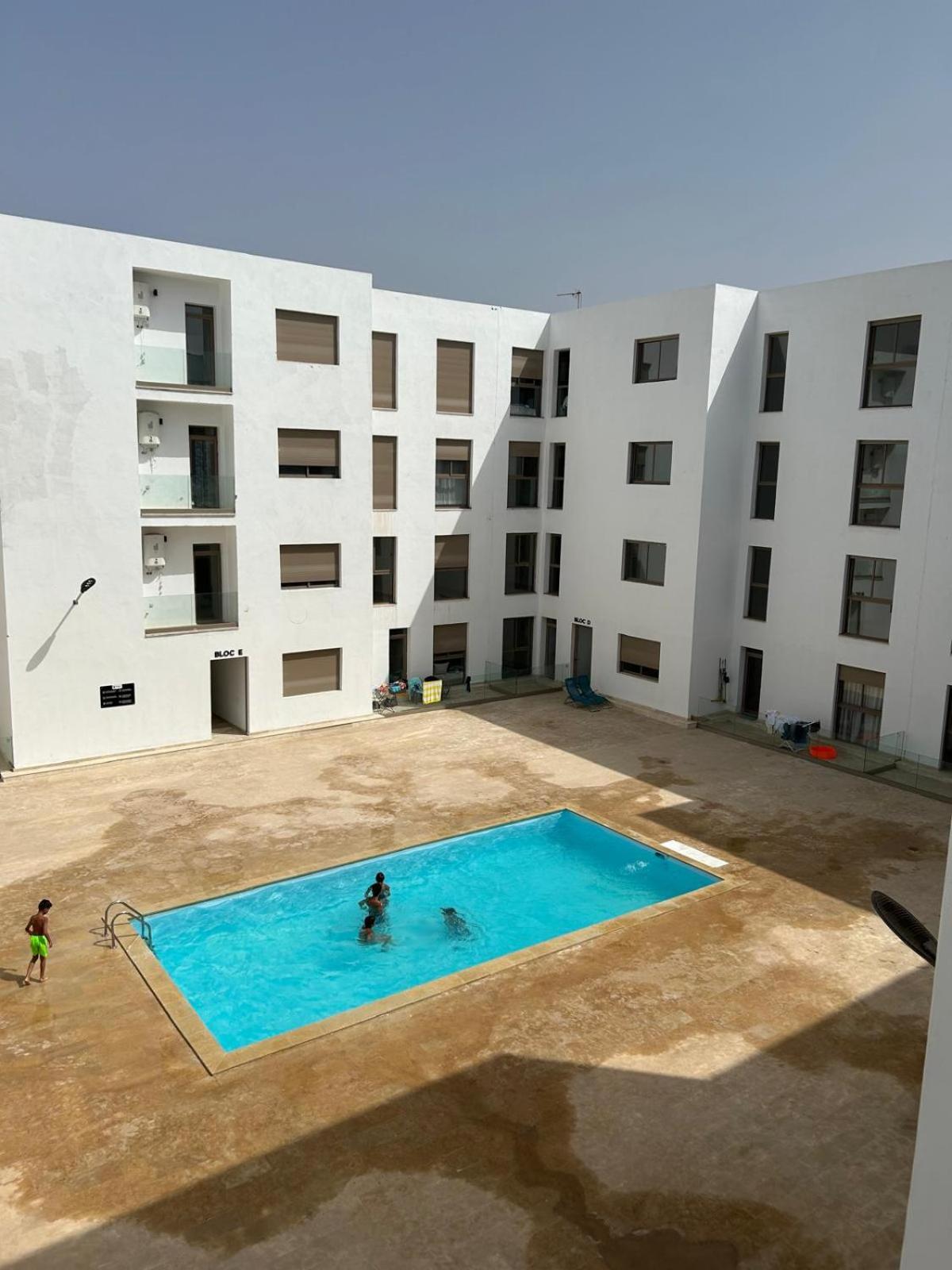 Appart Agadir Bay Centre Piscine Plage A 5Mnts A Pieds Kültér fotó